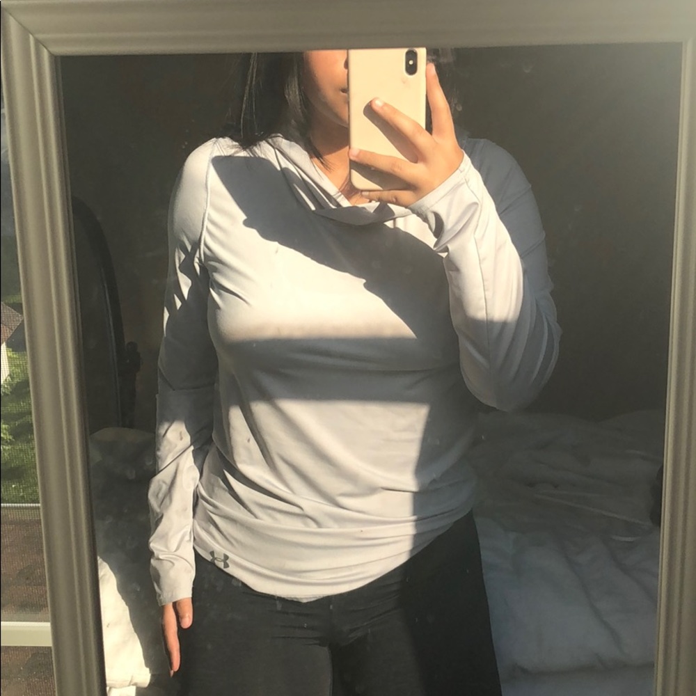 Under armor thermal hoodie!